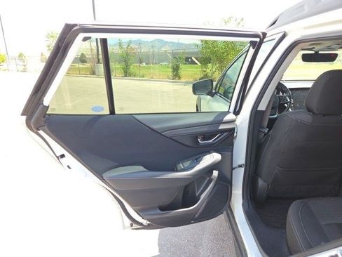 Used 2023 Subaru Outback Premium AWD/4WD image 13