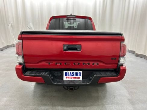 Used 2023 Toyota Tacoma TRD Sport AWD/4WD image 26