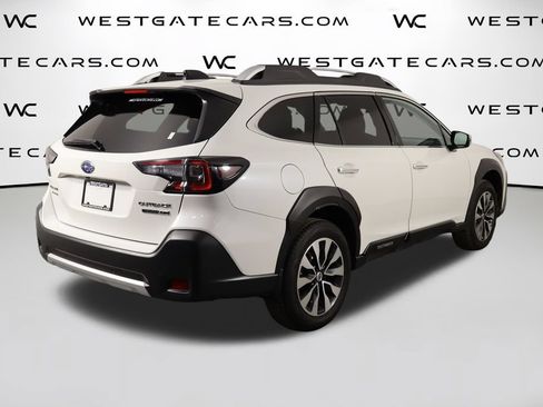 Used 2025 Subaru Outback Touring XT AWD/4WD image 41