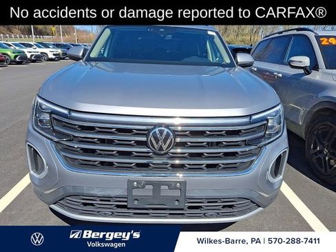 Certified 2025 Volkswagen Atlas SE AWD/4WD image 2