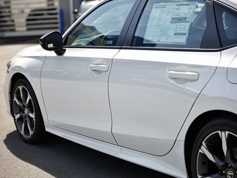 New 2026 Honda Civic FWD Hybrid Sedan image 9
