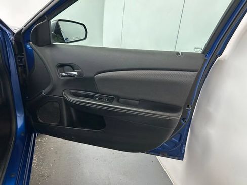 Used 2014 Dodge Avenger SE FWD image 22