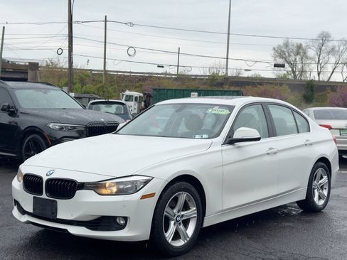 Used 2015 BMW 328i xDrive Sedan AWD/4WD image 2