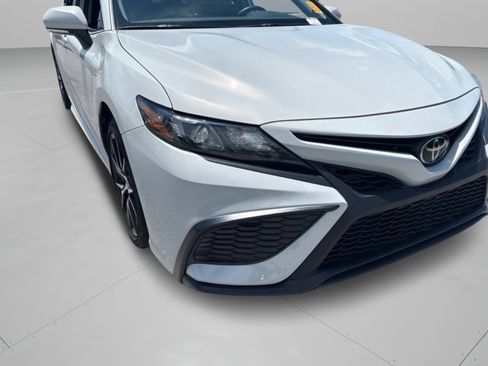 Used 2024 Toyota Camry SE FWD image 25