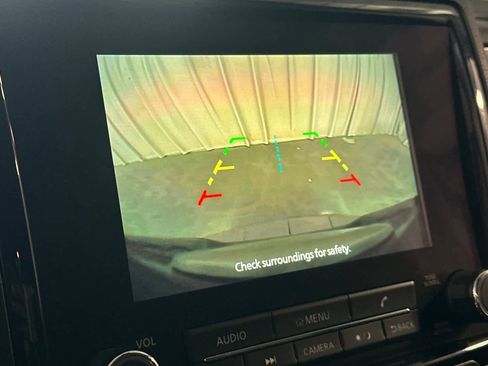 Used 2022 Nissan Frontier SV image 20