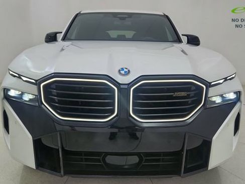 Used 2023 BMW XM AWD/4WD image 13