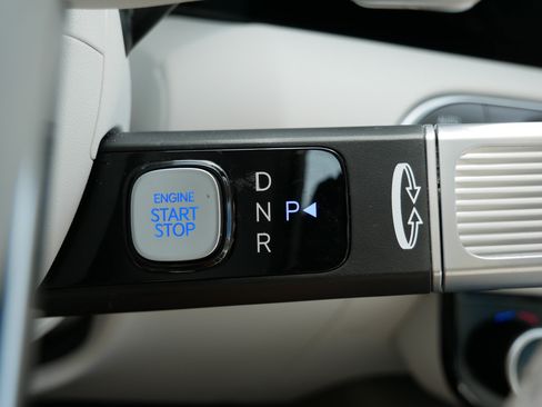 Certified 2026 Hyundai Palisade SEL AWD/4WD image 32