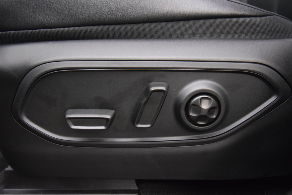 New 2027 Jeep Grand Cherokee Limited AWD/4WD image 36