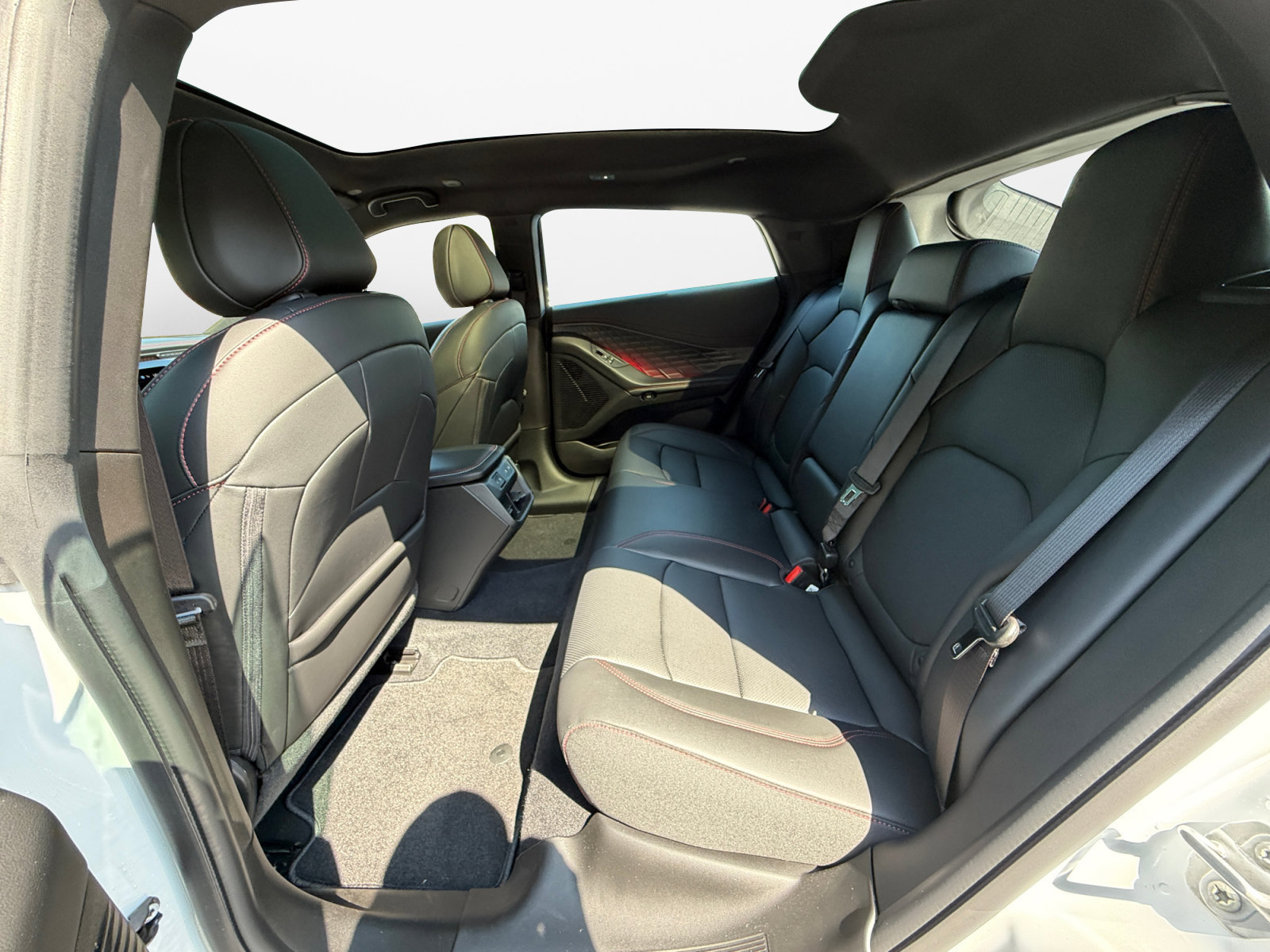 New 2026 Dodge Charger R/T AWD/4WD image 17