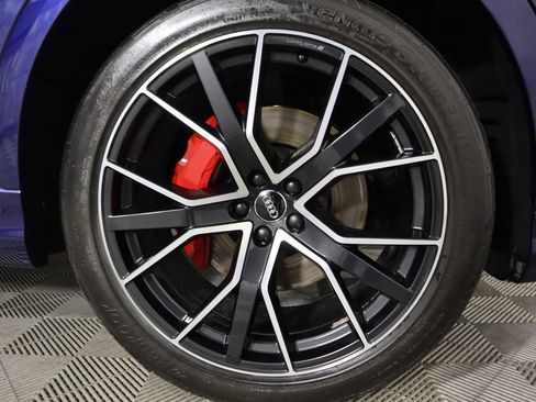 Used 2020 Audi Q8 Premium Plus image 31