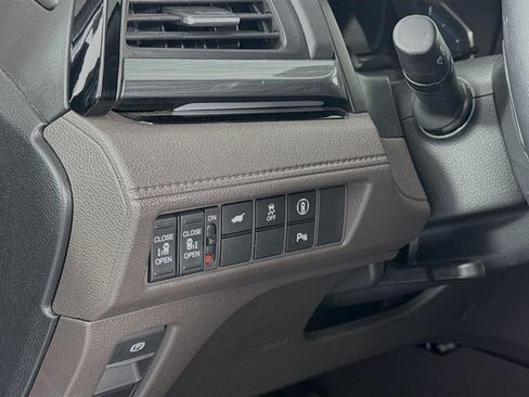 Certified 2024 Honda Odyssey Elite image 10