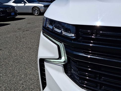 Used 2023 Chevrolet Tahoe RST w/ Luxury Package AWD/4WD image 9