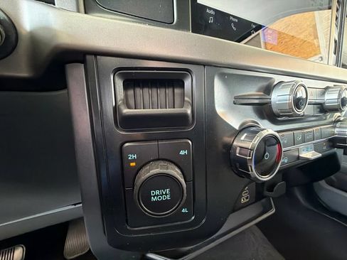 Used 2025 Ford F150 XLT w/ Equipment Group 301A Standard AWD/4WD image 20