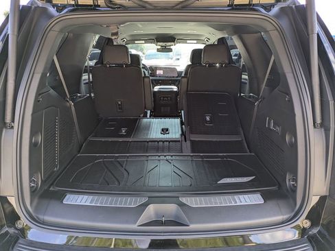 New 2025 Chevrolet Tahoe Premier image 30