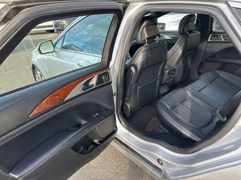 Used 2019 Lincoln MKZ Reserve image 33