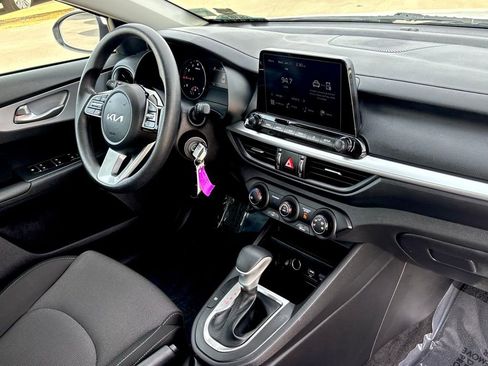 Used 2023 Kia Forte LXS image 22