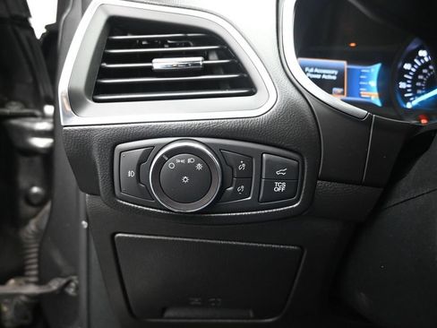 Used 2020 Ford Edge Titanium w/ Equipment Group 301A AWD/4WD image 13