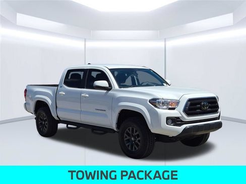 Used 2023 Toyota Tacoma SR5 AWD/4WD image 9