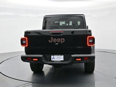 New 2025 Jeep Gladiator Mojave image 8