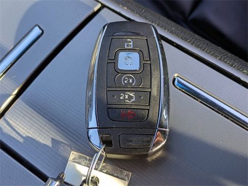 Used 2019 Lincoln MKZ Premiere image 27