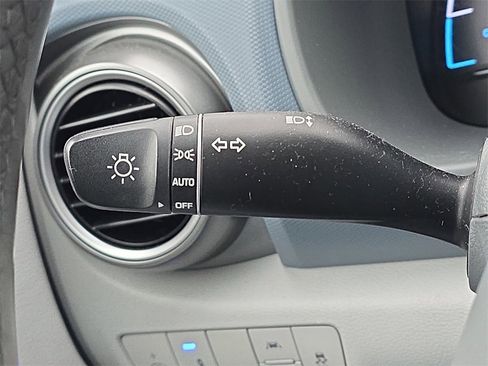 Used 2021 Hyundai Kona Limited w/ Cargo Package image 28