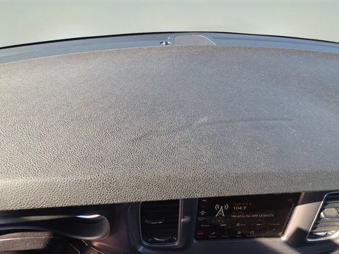 Used 2023 Dodge Charger SXT RWD image 9