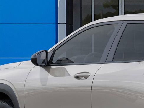 New 2026 Chevrolet Trax RS w/ Driver Confidence Package image 12