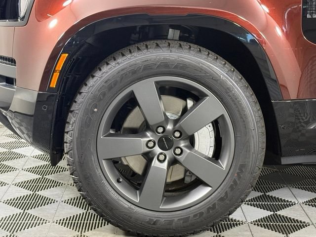 New 2026 Land Rover Defender 90 X-Dynamic SE AWD/4WD image 12