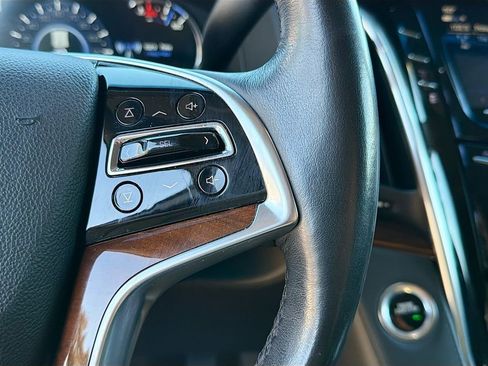 Used 2019 Cadillac Escalade Luxury image 38