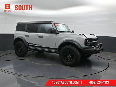 Used 2022 Ford Bronco Wildtrak AWD/4WD image 1