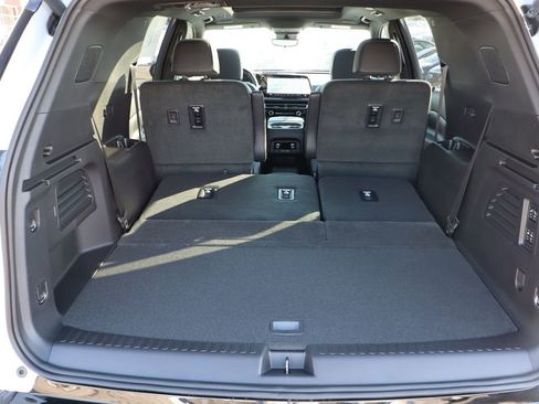 New 2026 Chevrolet Traverse RS w/ LPO, Floor Liner Package image 40