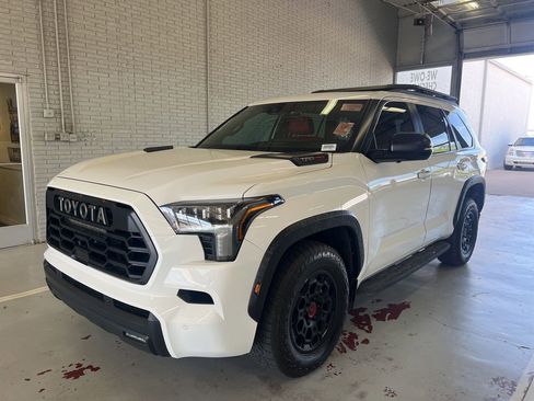 Used 2025 Toyota Sequoia TRD Pro AWD/4WD image 1