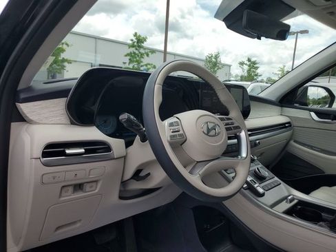 Used 2024 Hyundai Palisade Calligraphy FWD image 20