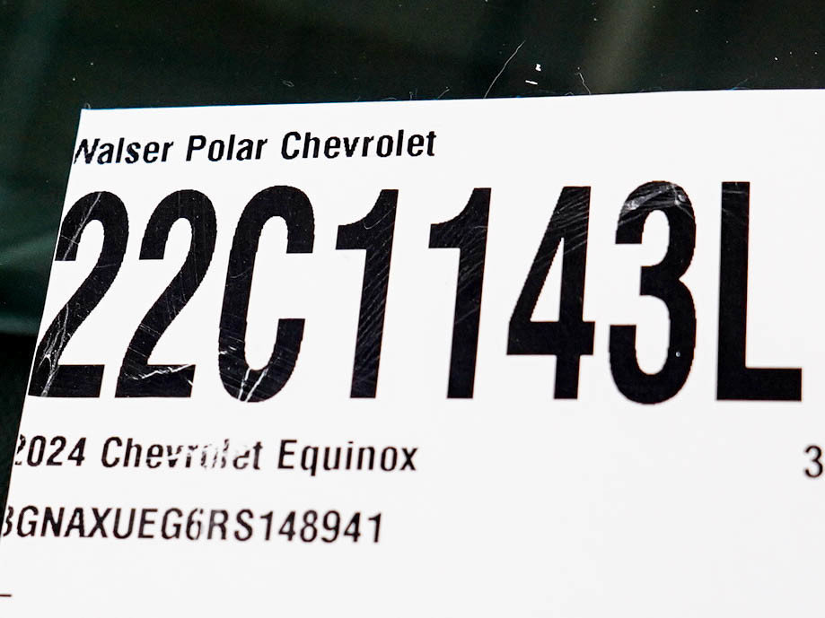 Used 2024 Chevrolet Equinox LT AWD/4WD image 30