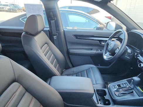 Used 2025 Honda CR-V Sport Touring image 10