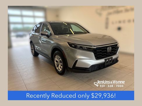 Used 2025 Honda CR-V LX image 1