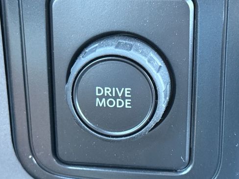 New 2026 Ford F150 XLT w/ Equipment Group 302A MID image 34