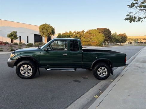 Used 1999 Toyota Tacoma 4x4 Xtracab V6 image 8