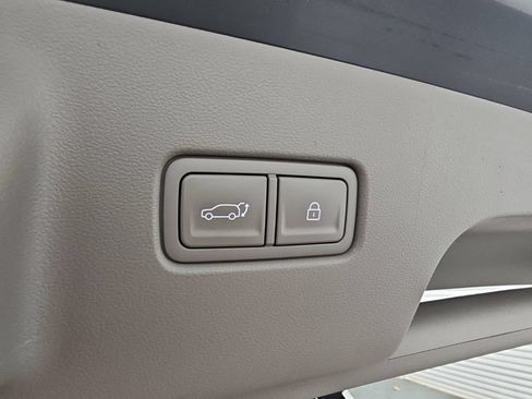 Used 2026 Hyundai Palisade Limited FWD image 35
