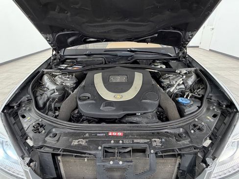 Used 2011 Mercedes-Benz S 550 4MATIC image 44