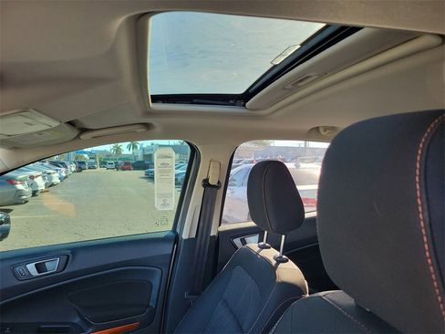 Used 2021 Ford EcoSport SE w/ SE Appearance Package image 13