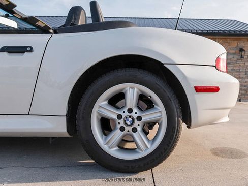 Used 2000 BMW Z3 2.5i image 5