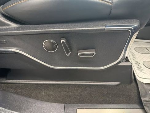 Used 2022 Ford F150 Platinum w/ Equipment Group 701A High image 15