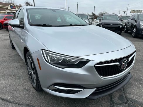 Used 2018 Buick Regal Essence image 31