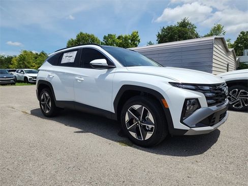 New 2025 Hyundai Tucson SEL image 1