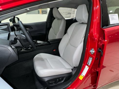 New 2026 Toyota Prius XLE image 14