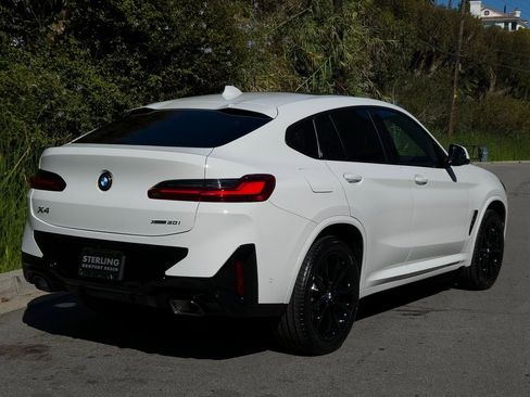 New 2025 BMW X4 xDrive30i w/ Premium Package image 5