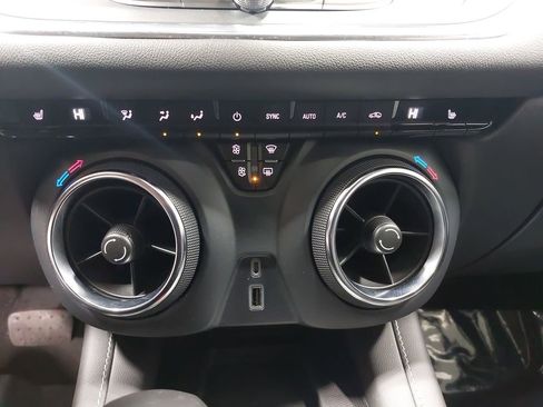 Used 2023 Chevrolet Blazer LT w/ Convenience Package image 24