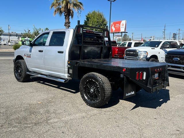 Used 2016 RAM 3500 Tradesman w/ Chrome Appearance Group AWD/4WD image 6