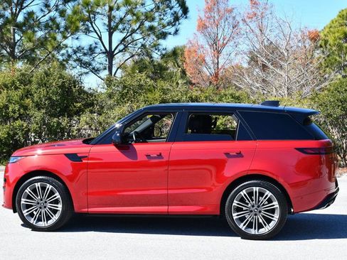 Used 2024 Land Rover Range Rover Sport Dynamic SE image 4